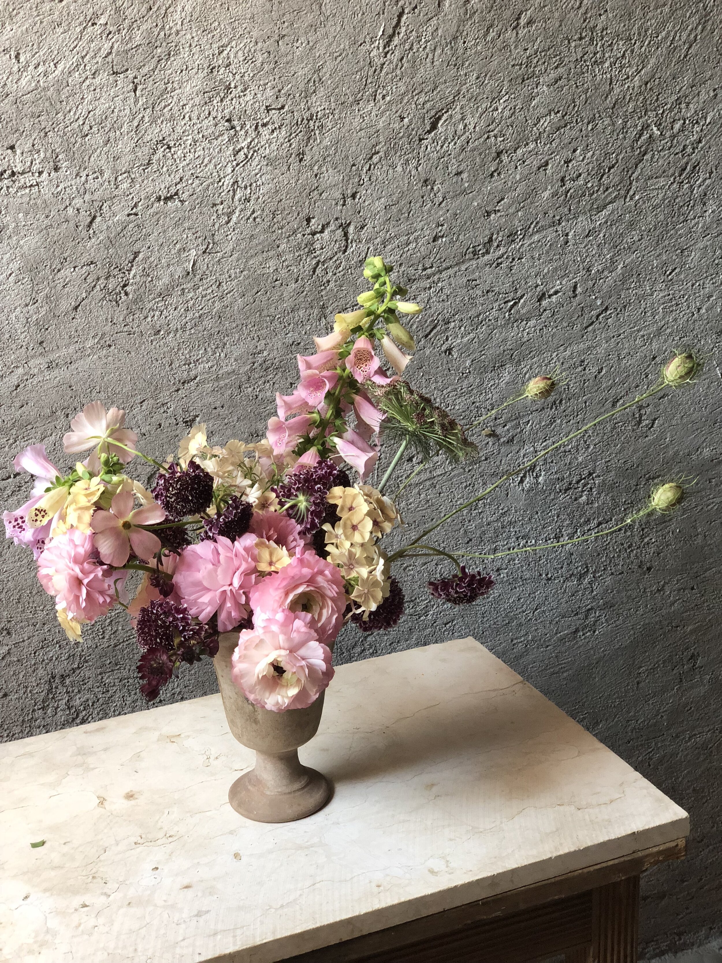 Vase arrangement w- Gabriella.JPG