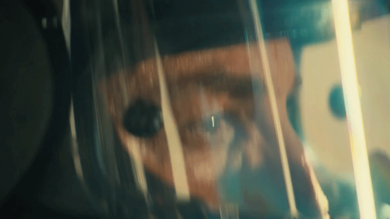 play_1080p1-ezgif.com-optimize.gif