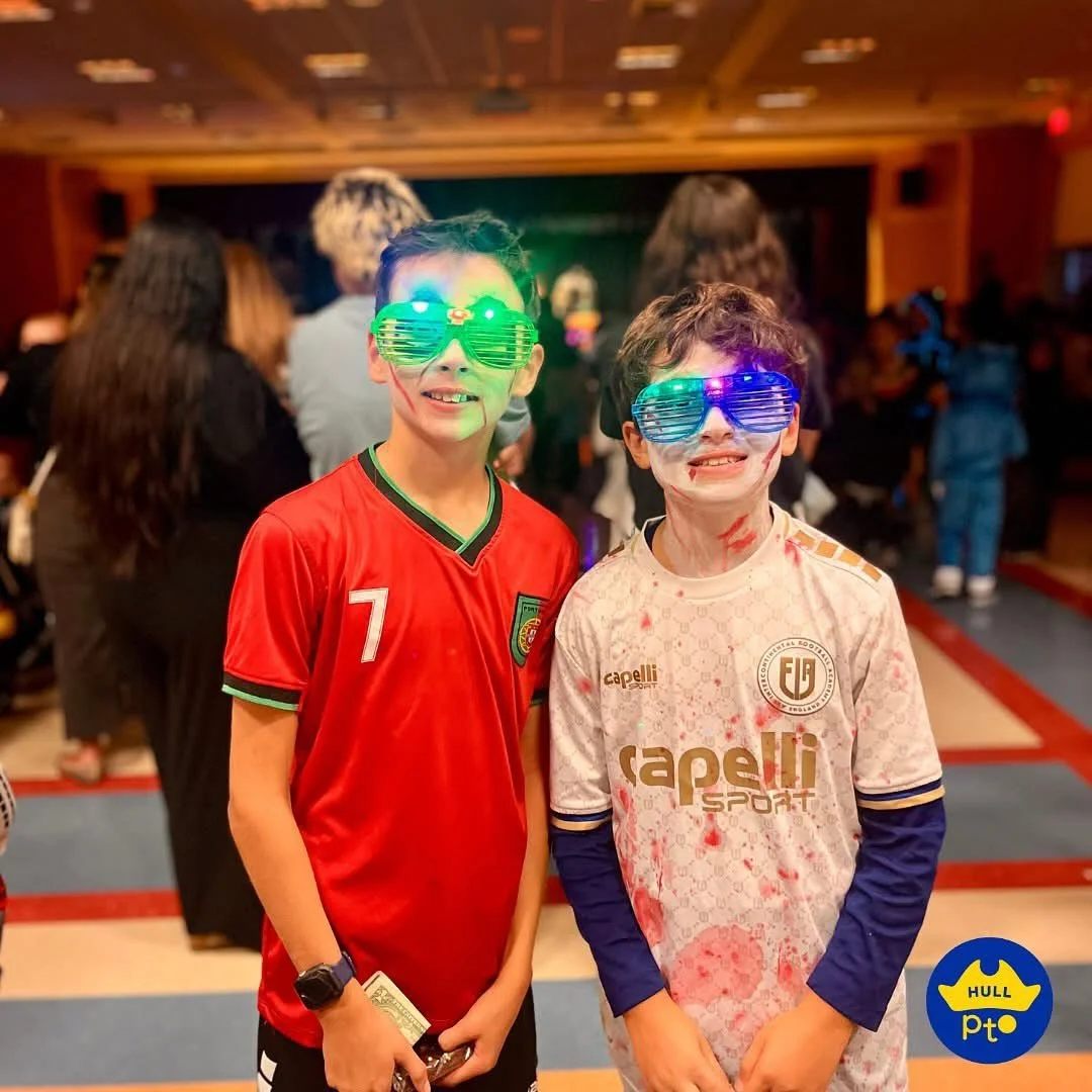 We had an amazing time at Friday’s PTO Halloween Dance for JES! 👻🎶 This is always a favorite fundraiser for our students and this year’s dance did not disappoint!
Huge thanks to PTO Lead Regan Yakubian for all your hard work and coordi