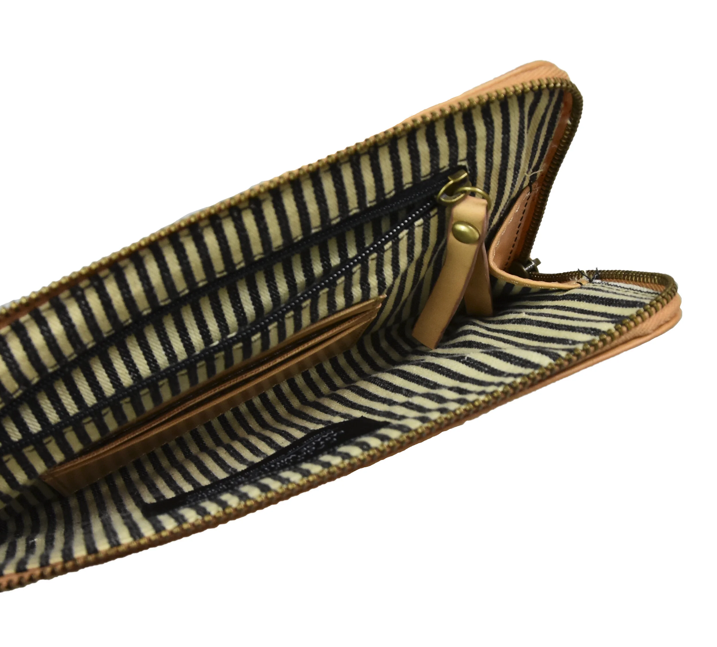 OMB-E094BV Travel pouch.jpg