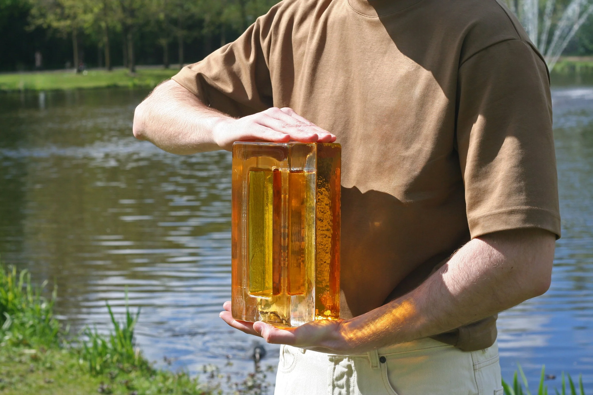gold horizontal.jpg