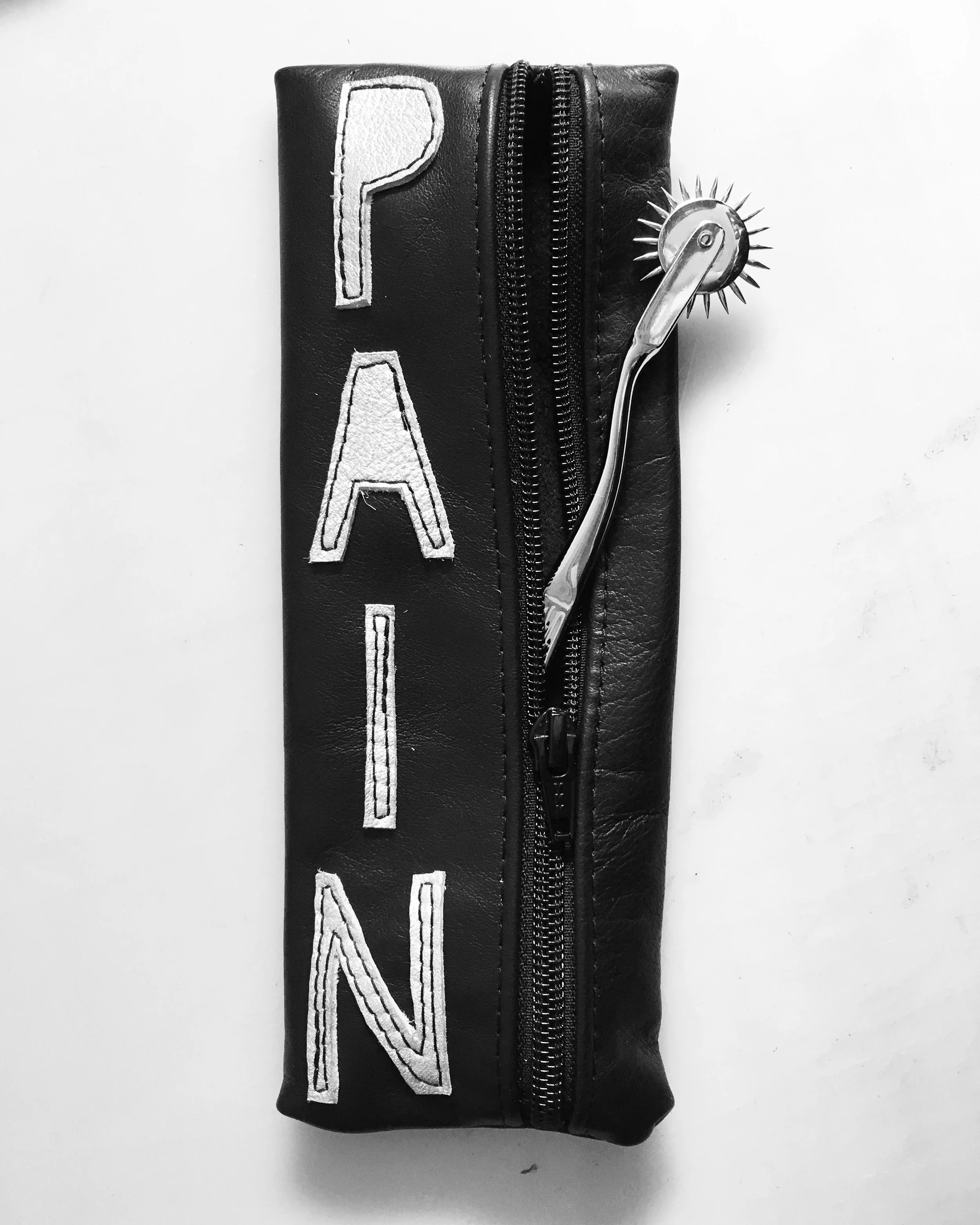 PAIN TOY BAG