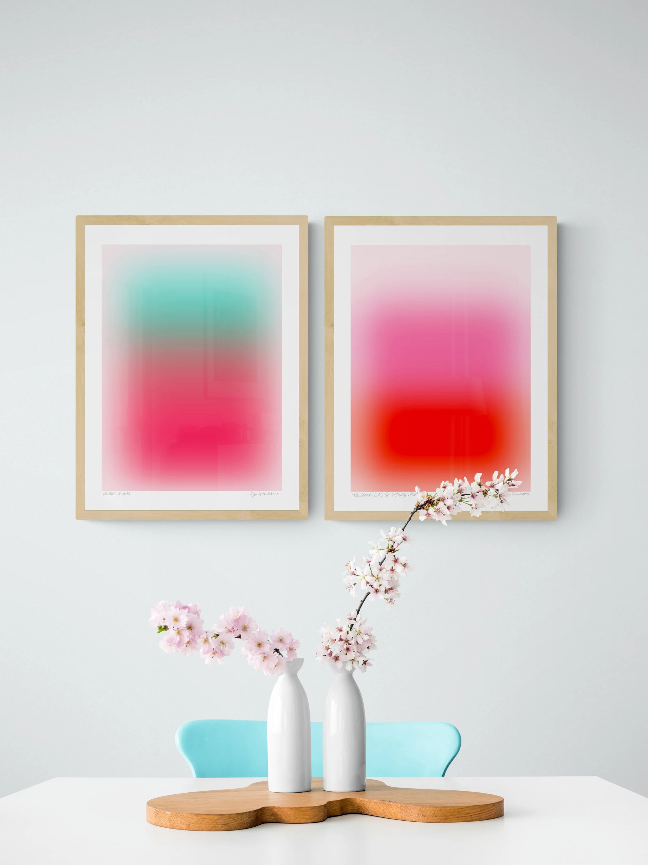 Cherry_blossom_flowers_on_dinner_table.jpg