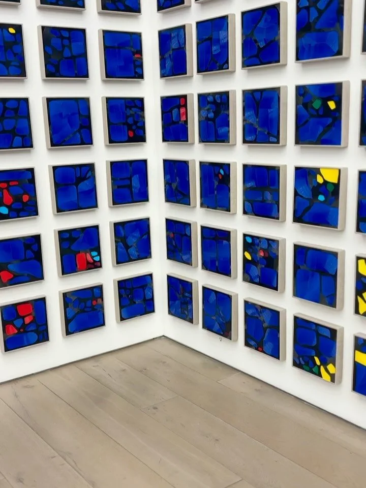 What fascinates me most in Hildebrandt&rsquo;s work is his technique.
For this installation, thousands of vinyl records were pressed, cut with water jets and reassembled into tiles that recreate the blue stained-glass pattern of Kaiser Wilhelm Memori