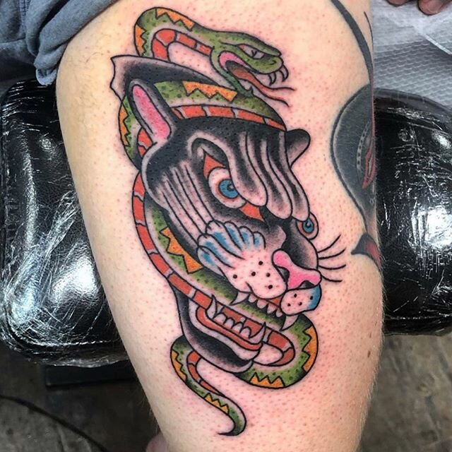 @mcmahonatee is ready to get to work !! To book appointments with him call us at 443-388-8931 . Email us brightsidetattooshop@gmail.com or dm him @mcmahonatee