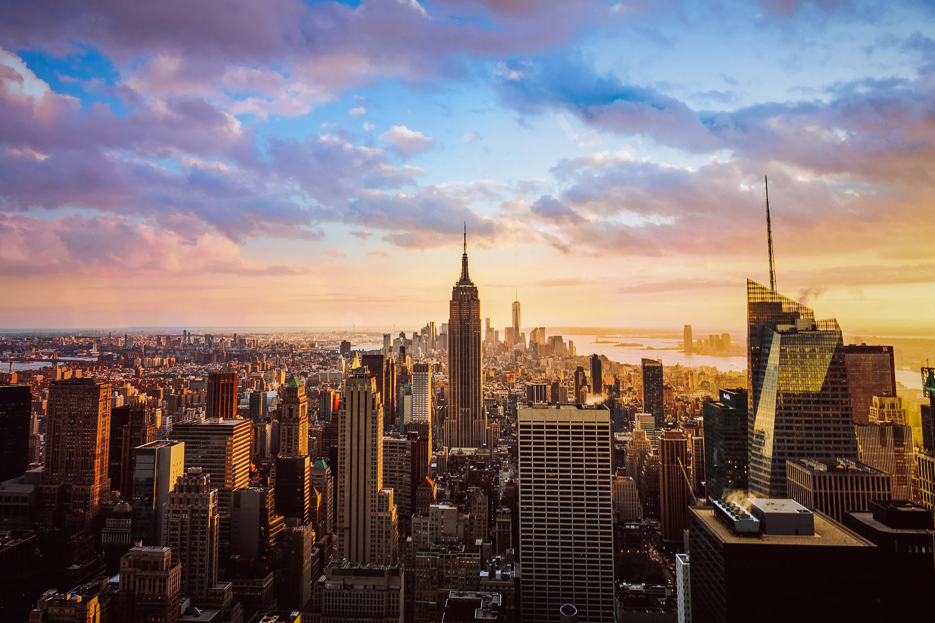 AlikGriffin_NYC_Epic_Sunset_Top_Of_The_Rock-s.jpg