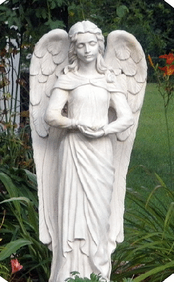 Lawn-Angel-by-Tony-Alter.gif