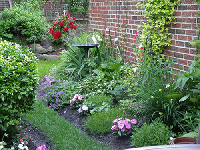 Birdbath-by-Mary.gif