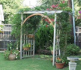 Arch-with-bench-by-Thomas-Combs.gif