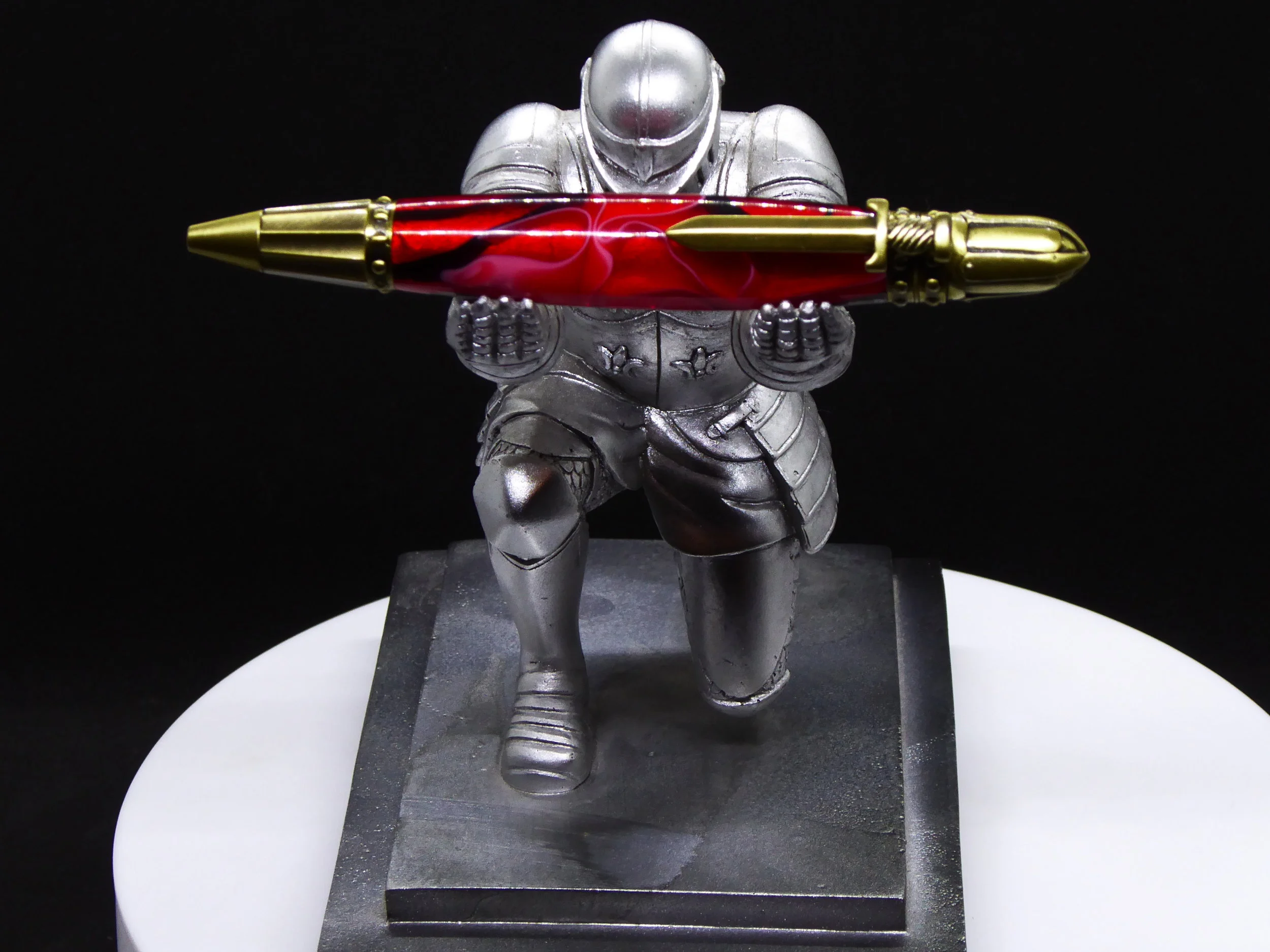 Knight's Armor Antique Brass pen