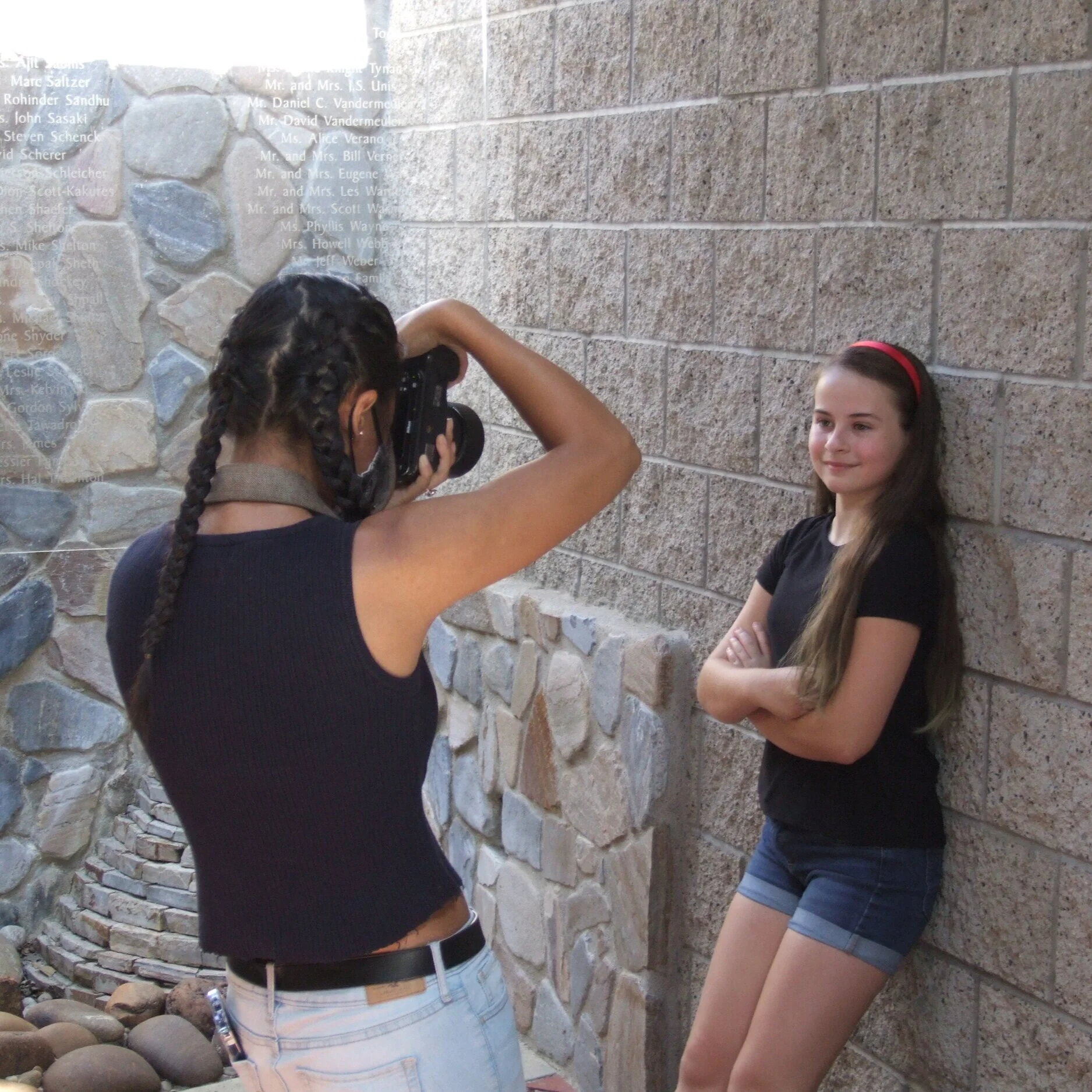 WHAT MAKES A GOOD HEADSHOT?
