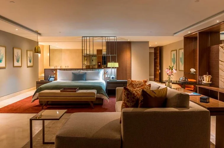 Room 4.jpg