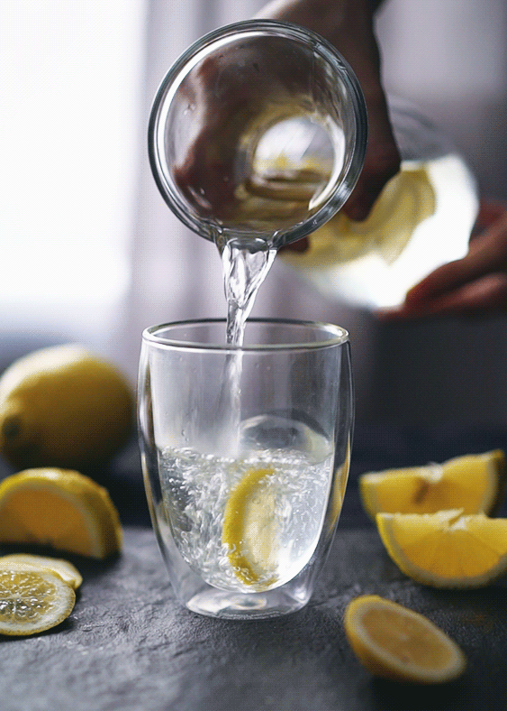 Lemon water pour1.gif