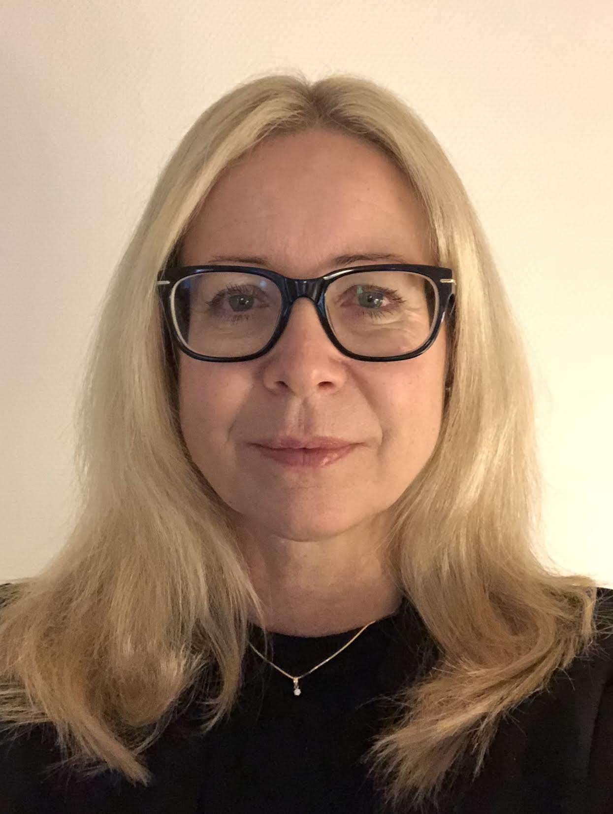 Charlotta Axelqvist, leg. Psykoterapeut med inriktning KBT.
