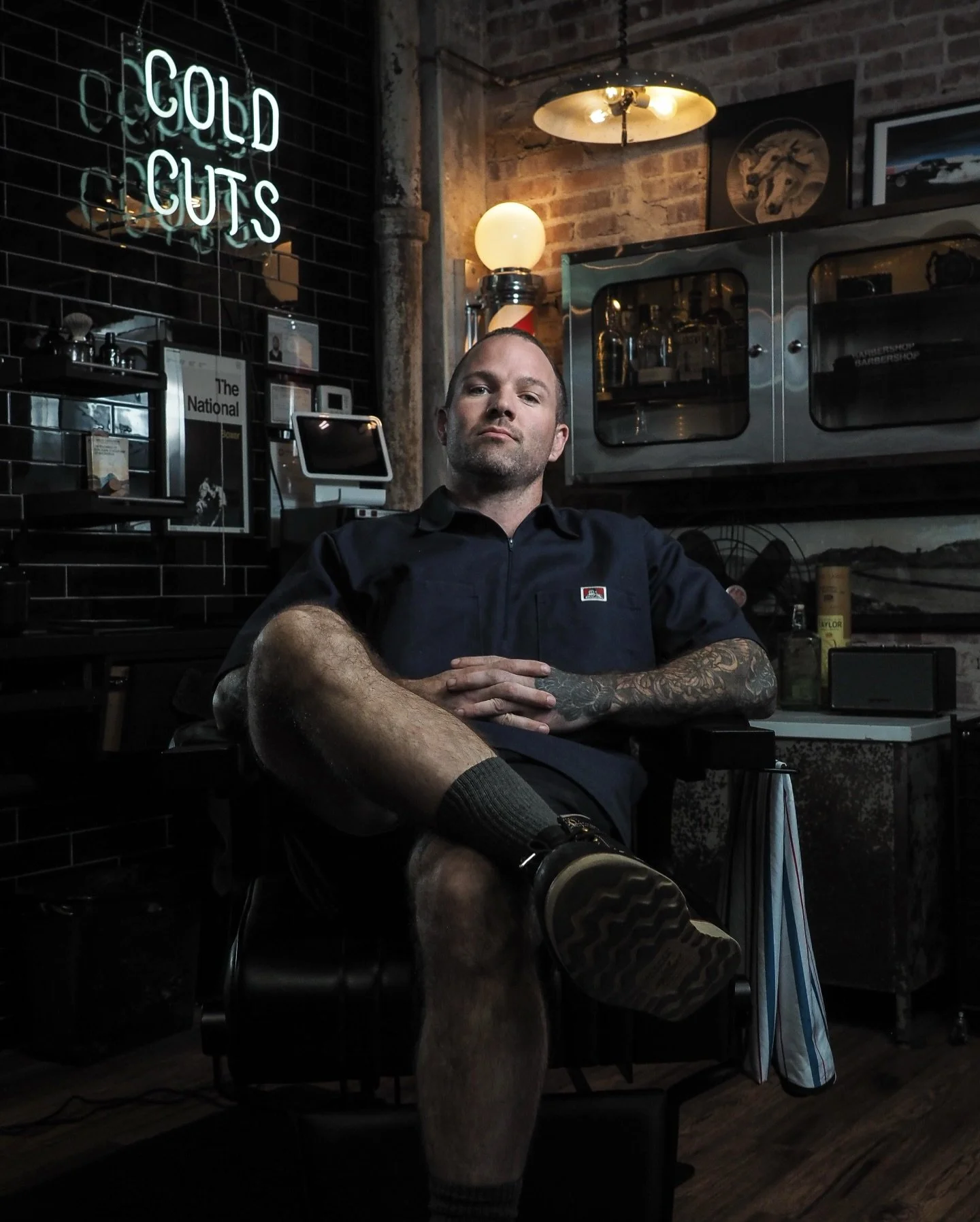 Visit your original steeze dealer 💈
@bonraybarbershop
*
*
*
*
www.bonraybarbershop.com
*
*
*
*
*
*
*
#bonraybarbershop #barbershop #classichaircuts #americanmade #thebarberpost #barbershopconnect #traditionalbarbers #traditionalbarbershop #classicba