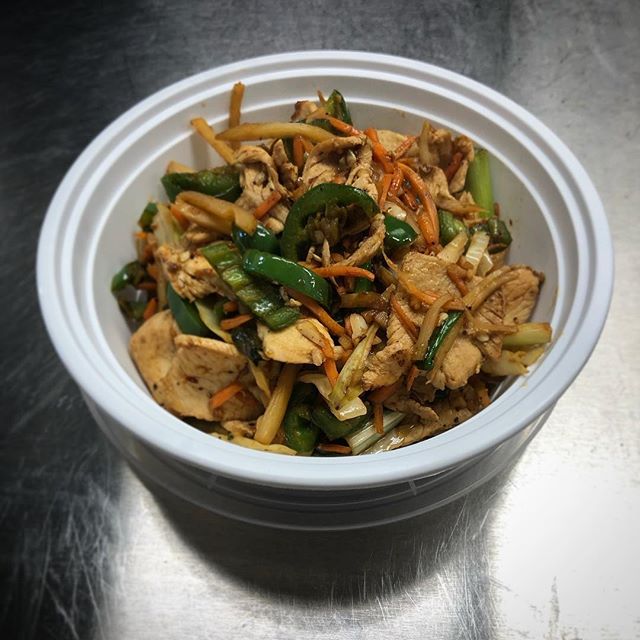 Need a new favorite dish! Look no further Bangkok You So Hot Basil can fulfill that for you! #eatfriedrice #whatthefriedrice #yummy