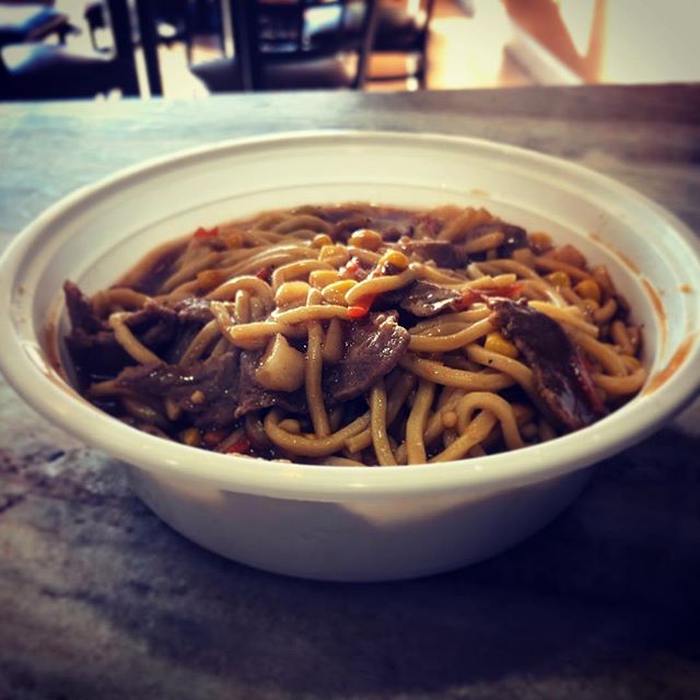 Want some delicious food! Come get some awesome beef noodles with brown sauce! #whatthefriedrice #eatfriedrice #noodles #yummy