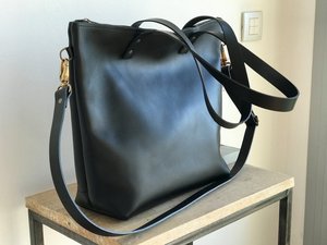 Large Black Leather bag with zip and removable Cross Body Strap