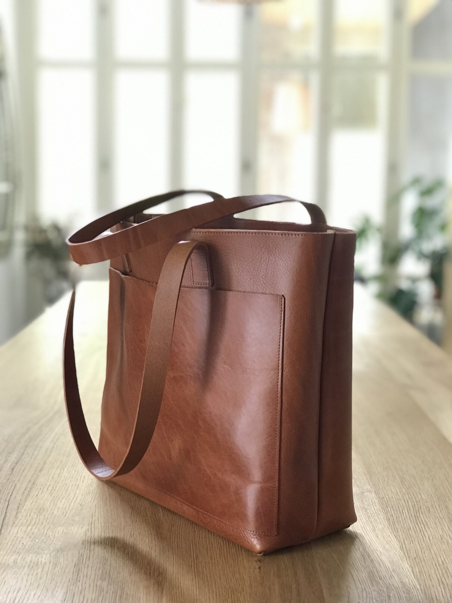 Tan / Cognac Leather tote bag with large outside pocket. The COGNAC/TAN  from the Cap sa Sal collection bag. — Vermut Atelier