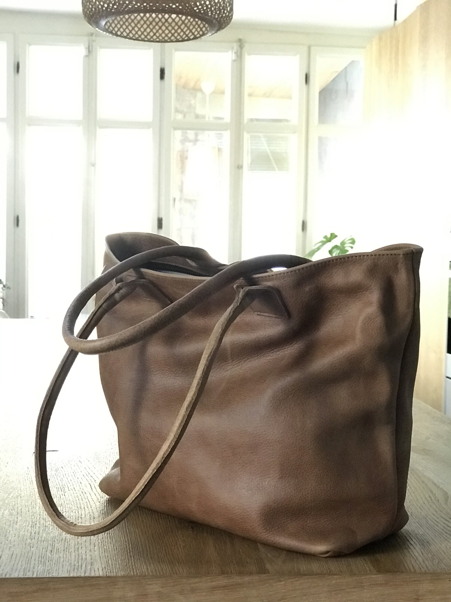 Leather bag with zip and inside lining. Dark brown super soft full grain  leather. Handmade. — Vermut Atelier