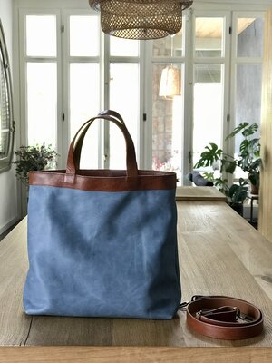Blue Leather bag with zip, crossbody strap and inside lining. New  collection: Bramant Bag. Soft leather purse/crossbody bag/messenger —  Vermut Atelier