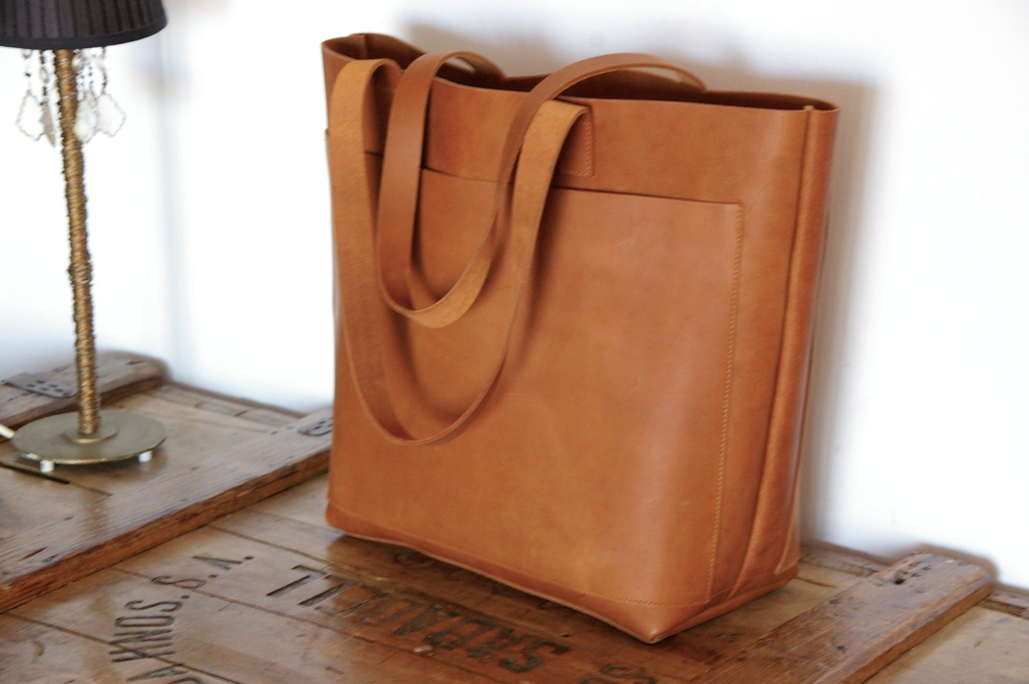 Oversized Camel Leather tote bag with outside pockets. Cap Sa Sal Bag.  Handmade. — Vermut Atelier