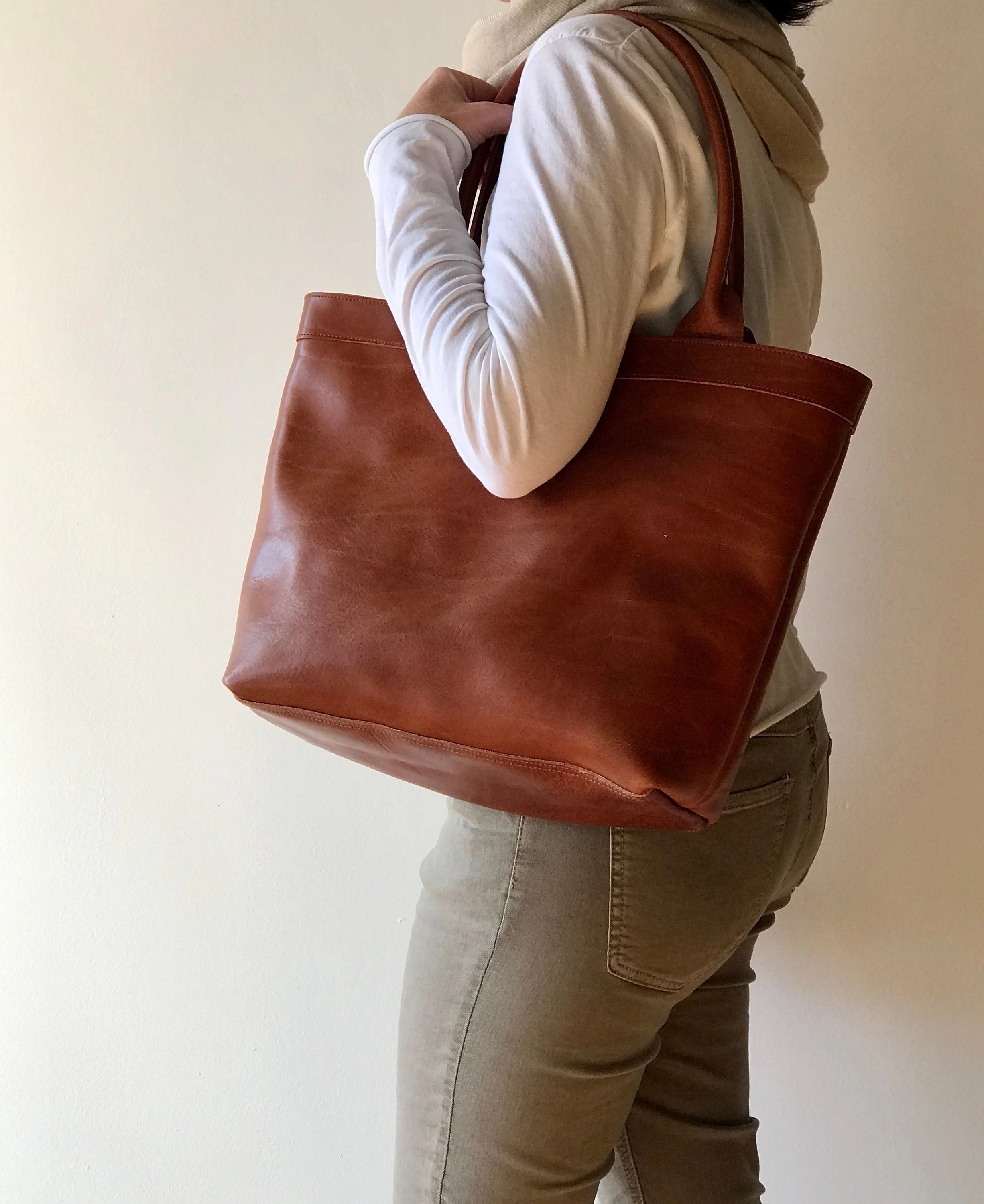 Cognac tote Clearance