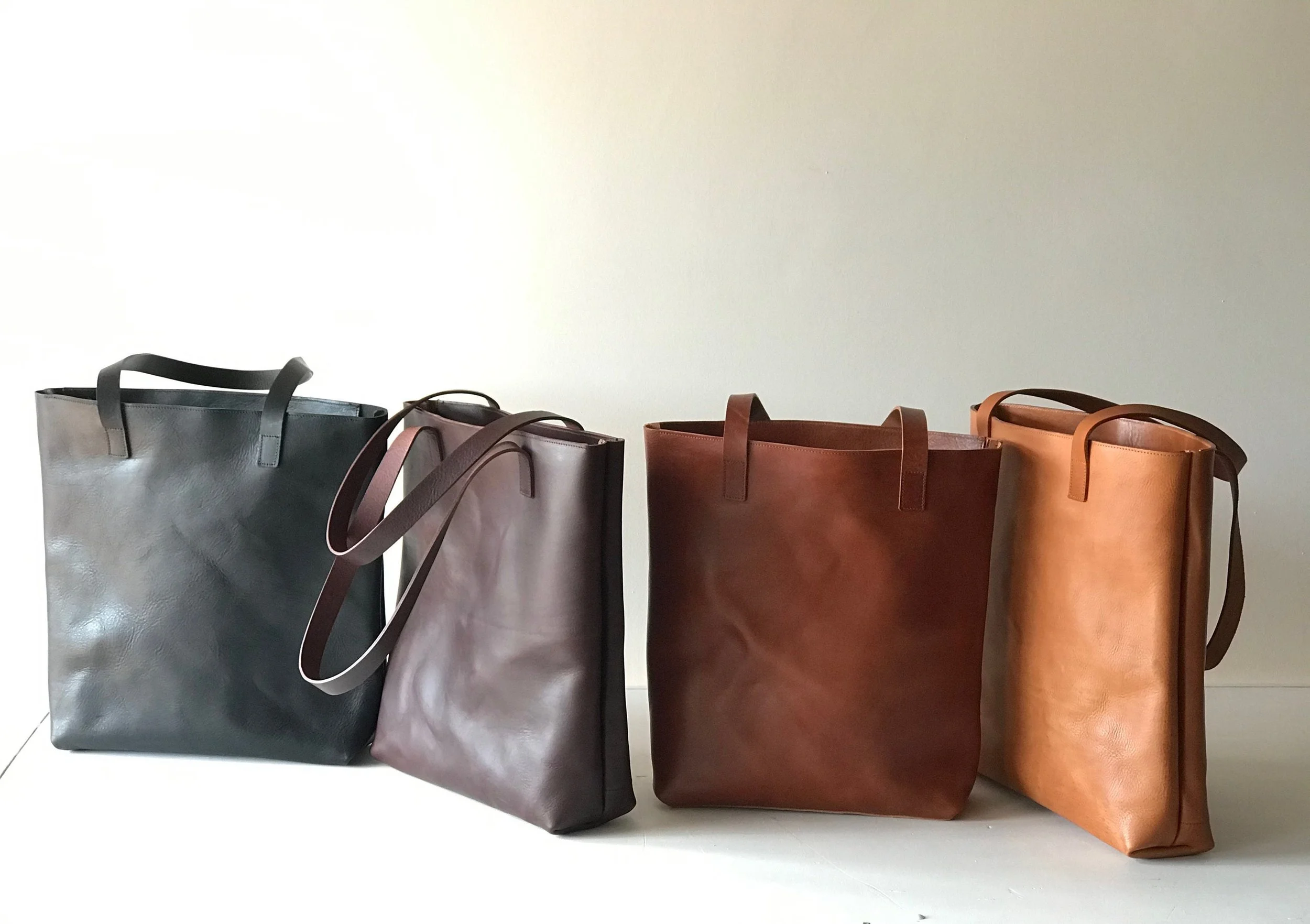 full grain leather holdall