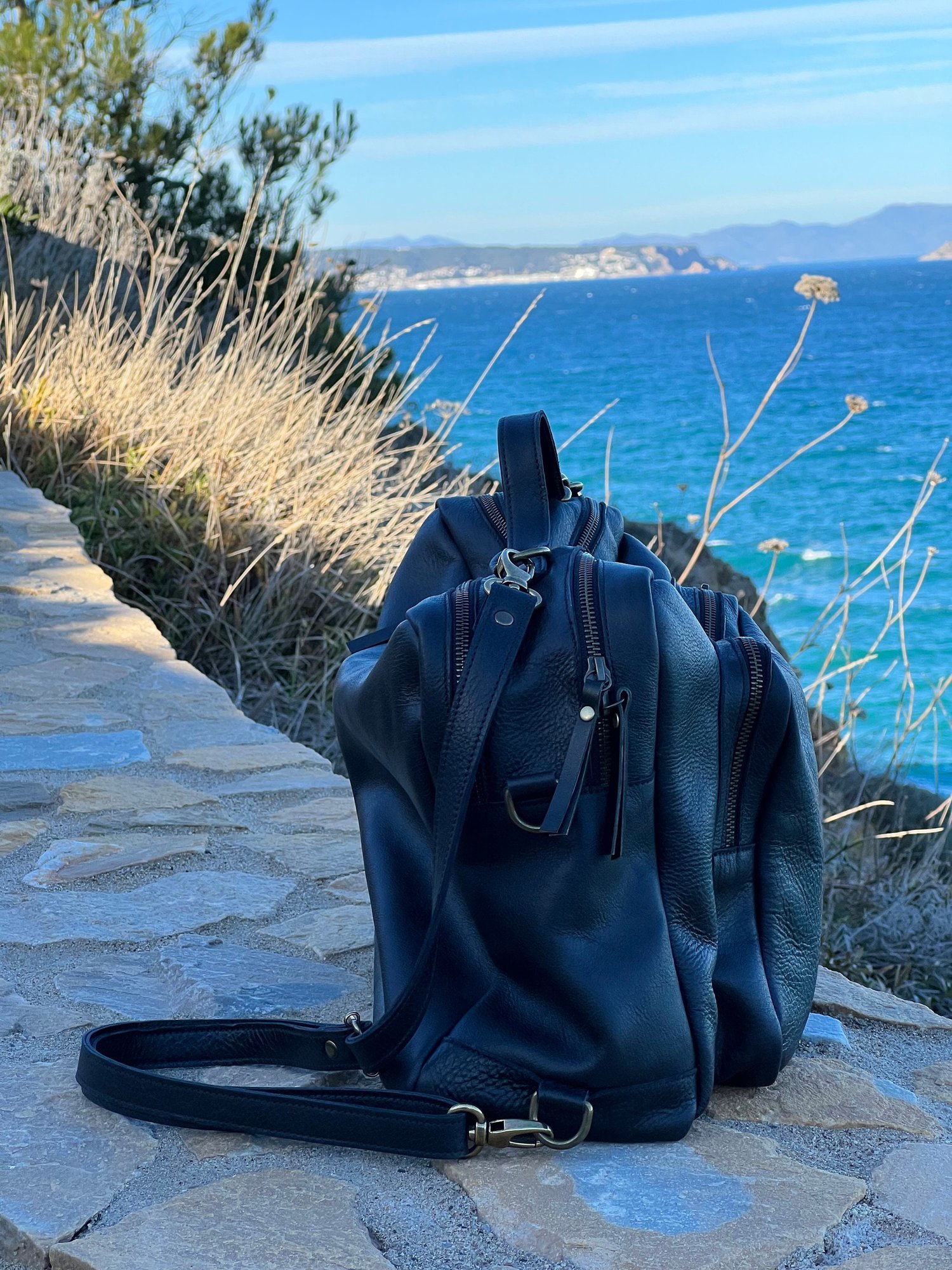 NEW CONVERTIBLE BACKPACK! Oversized - Backpack - Shoulder Bag - Crossbody / Messenger  Bag - 3 in 1 - Oversized bag with 2 big compartments — Vermut Atelier