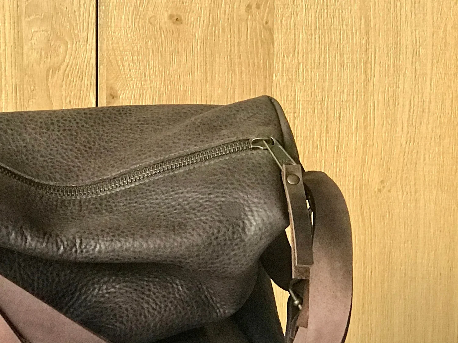 Hobo 3 in 1 Convertible bag brown leather Tan Convertible Leather Hobo Bag – Large 3-in-1 Crossbody  main image 2