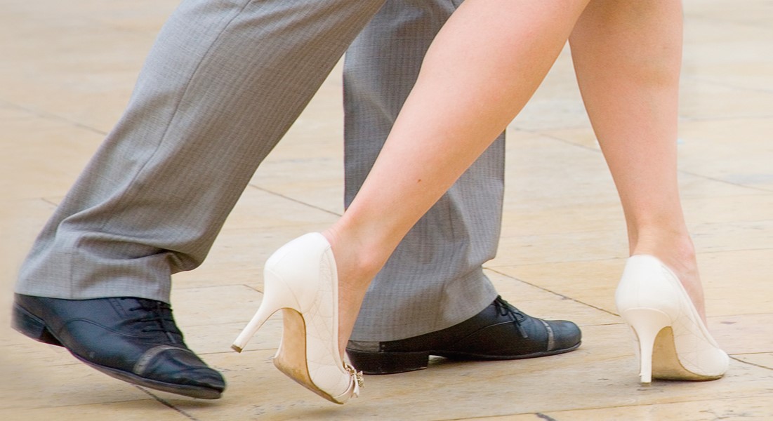 http___arthurmurrayfranchisee.com_system_files_StepFun1940x6001.jpg