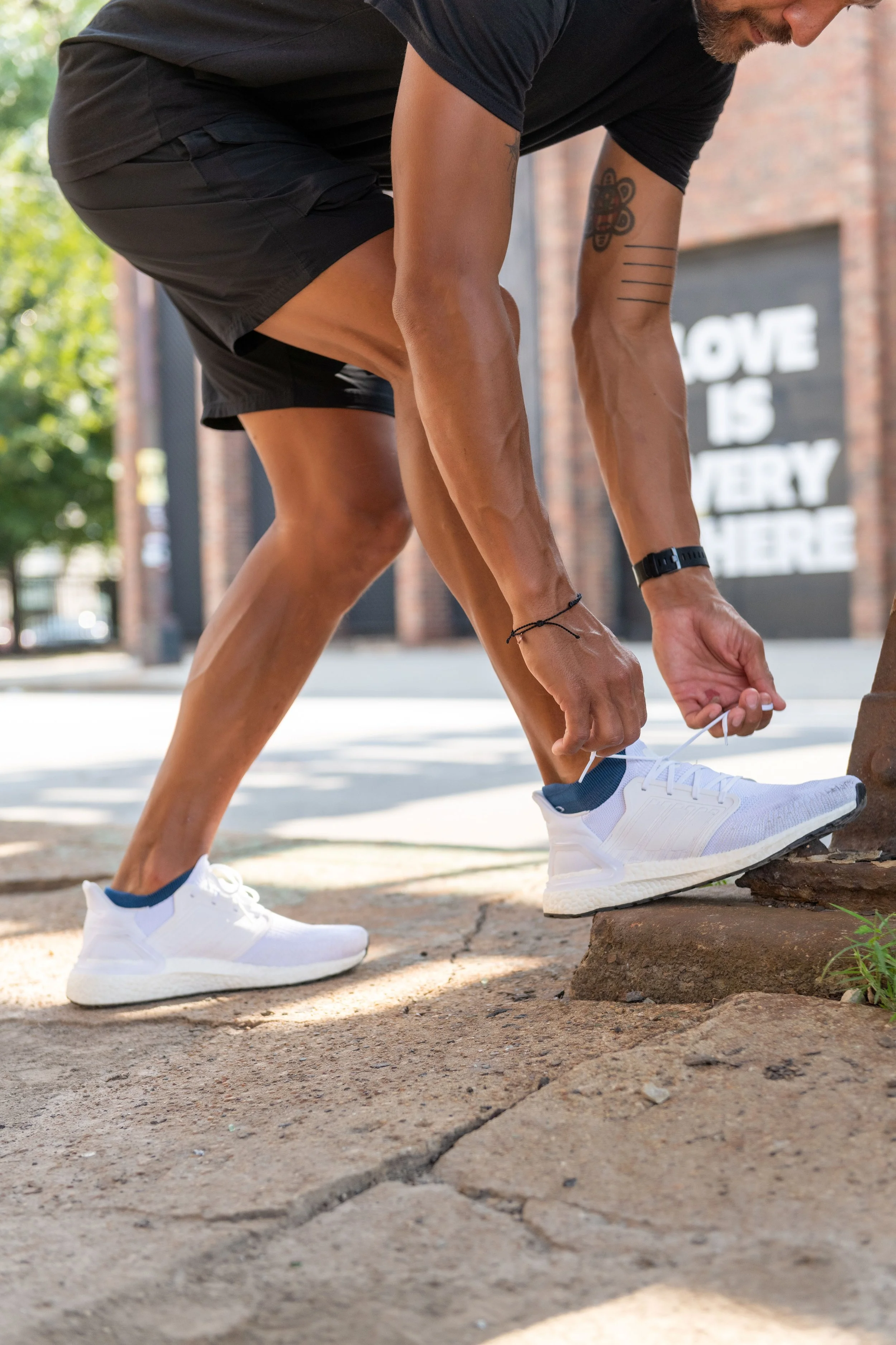 Benefits of Moisture Wicking Socks for Hot Weather and Sweaty Feet