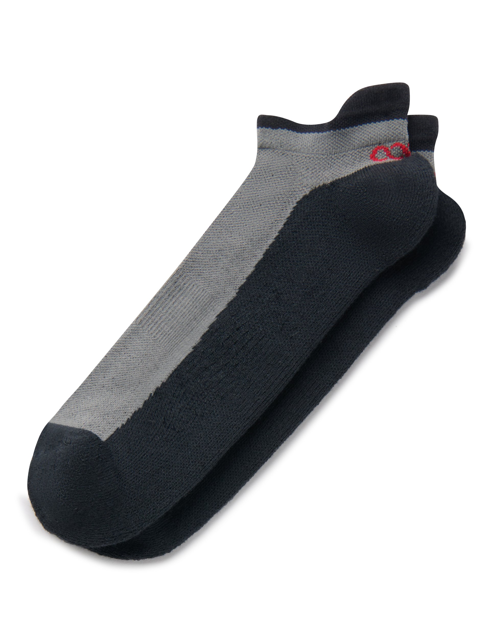 Low-cut performance socks by Agogo Active in black and gray with breathable knit and cushioned support for training and daily wear.