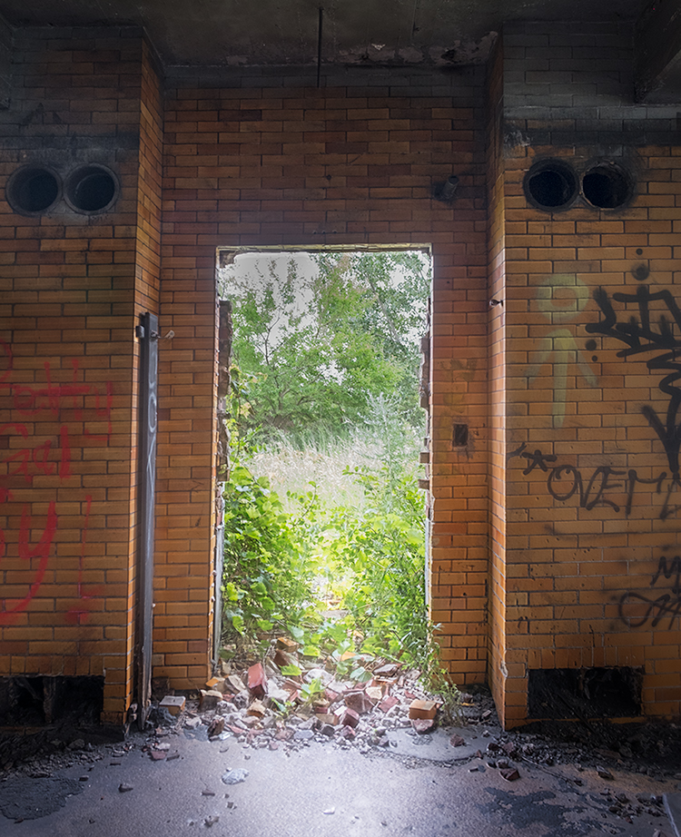 abandoneddoorway-web.jpg