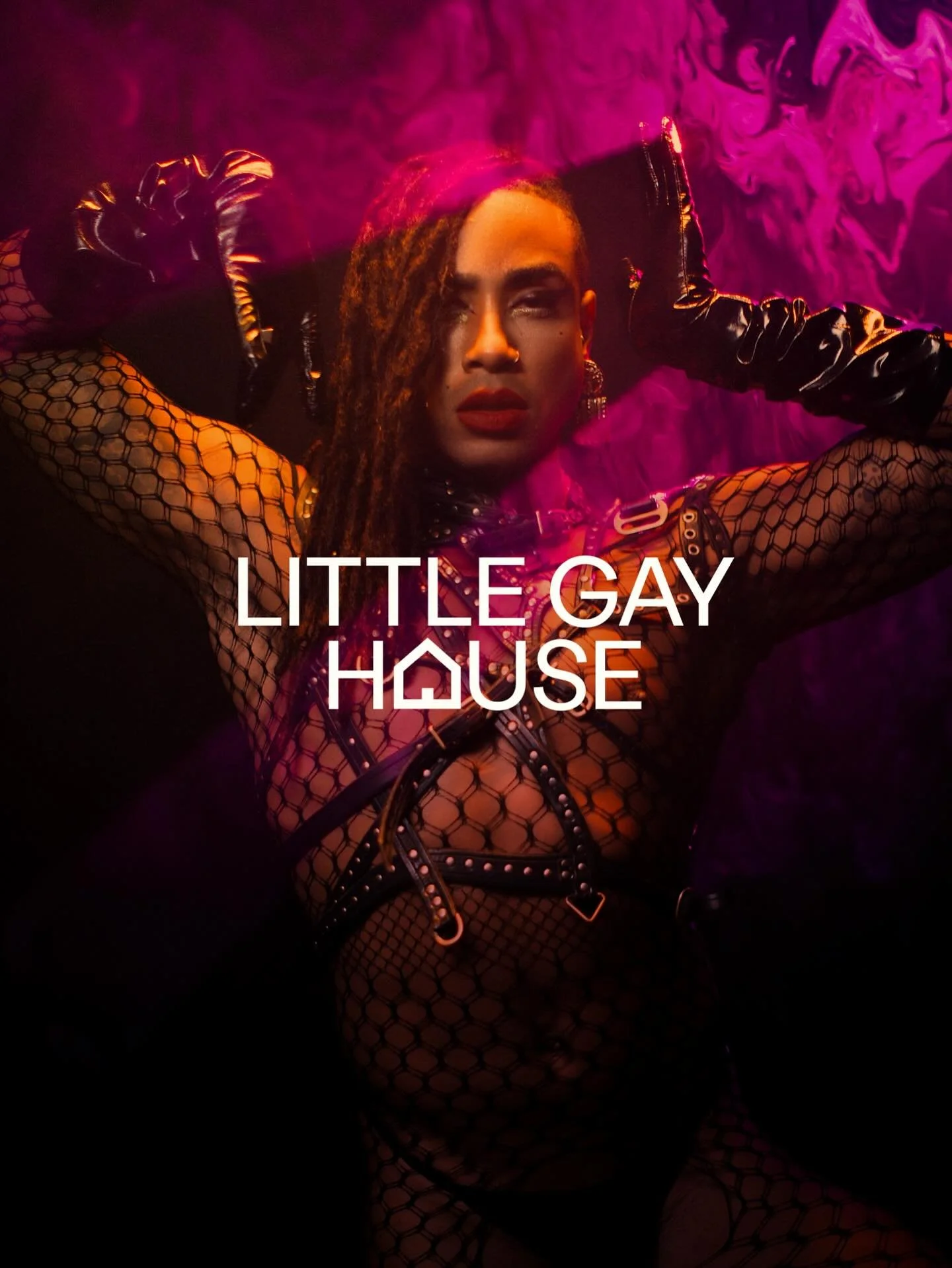 You know the drill. Tonight at Shoreditch House with a special guest!!!! π«Ά Our next round of #littlegayhouse
Photo of the gorge @getlowbus π by @eivindhansen