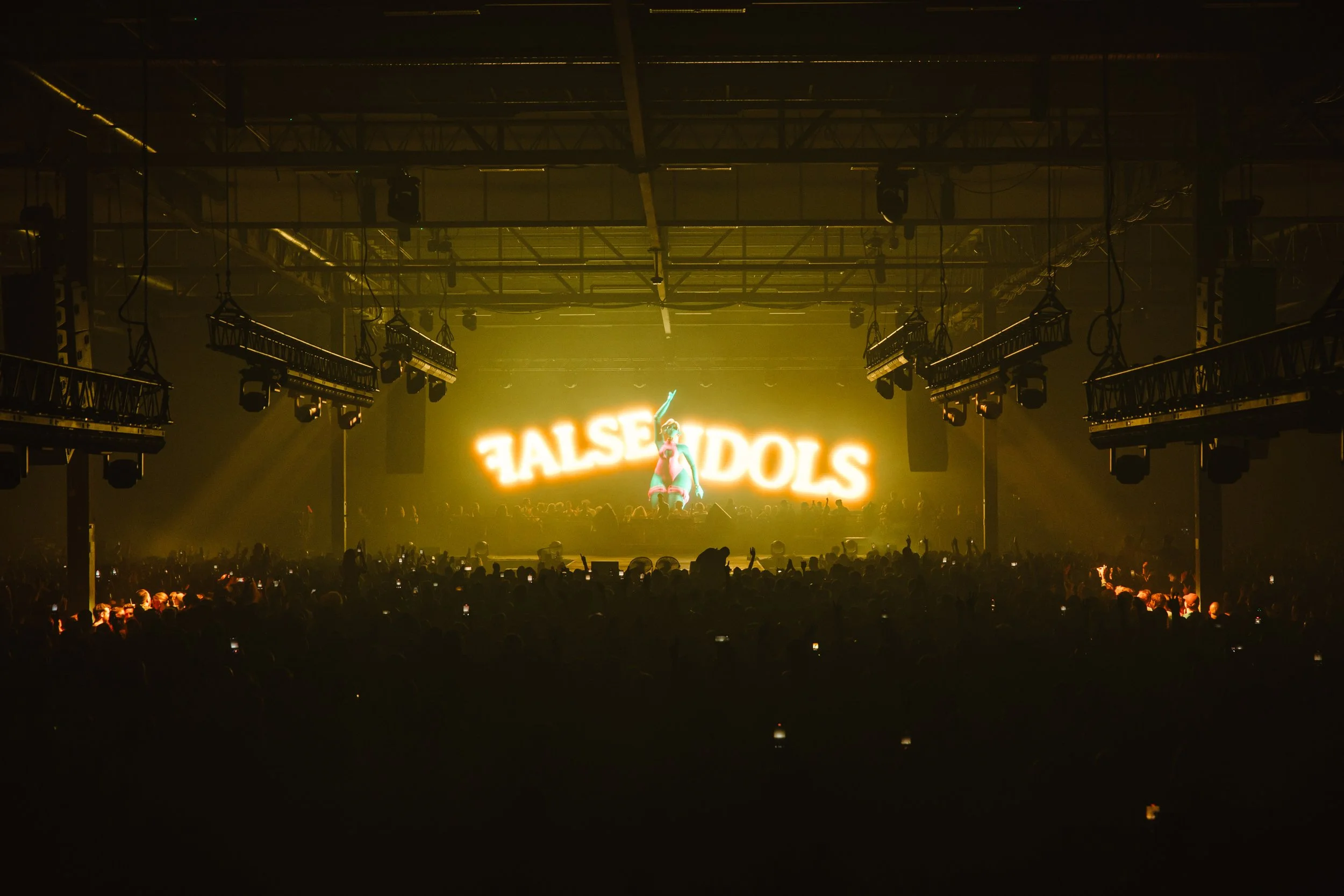 241130_DRUMSHEDS_FalseIdols_JakeDavis_@jakephilipdavis-9925.jpg