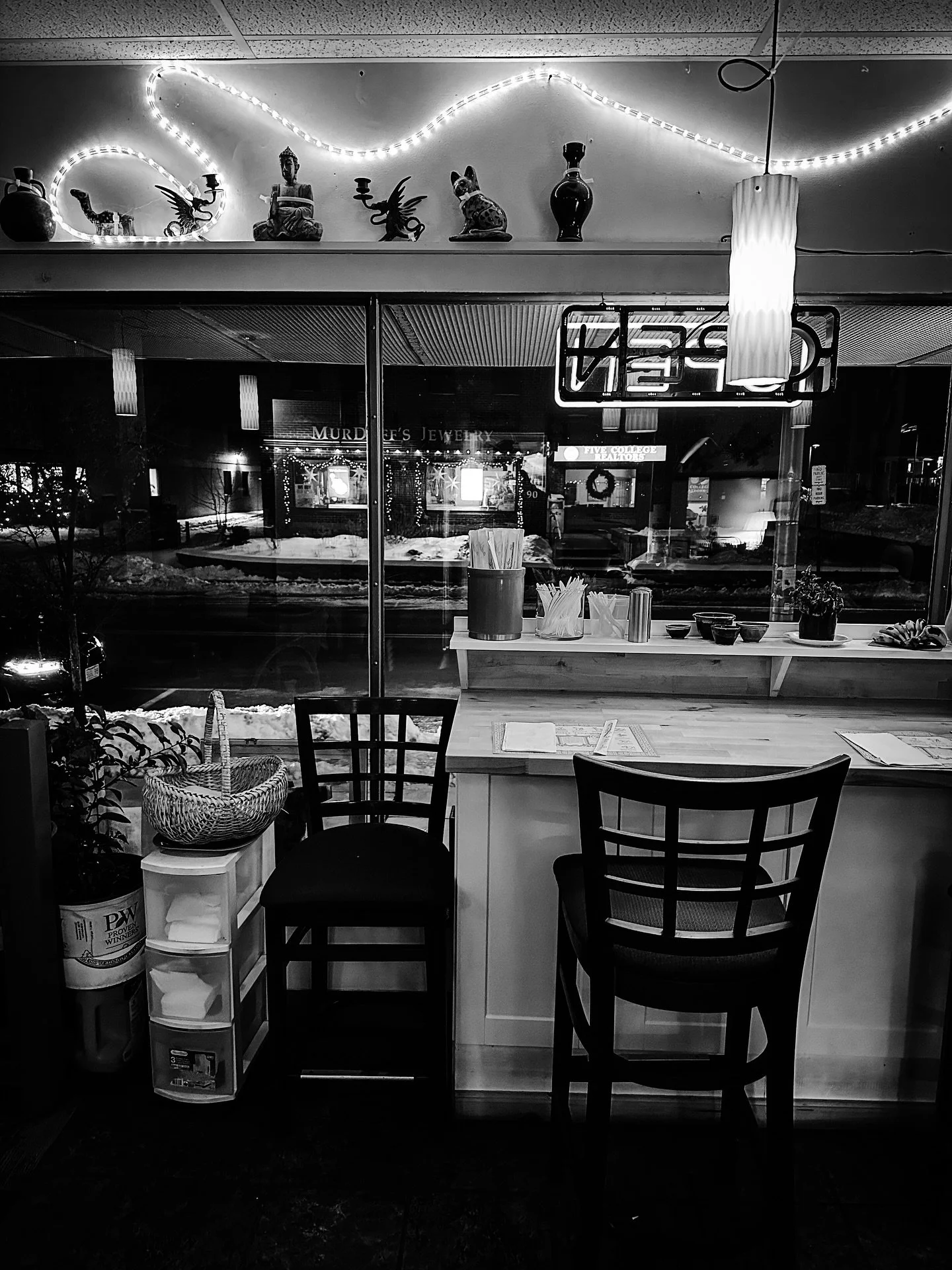 Veggie chow fan noodles take out &amp; back home #restaurant #cat #night #nightphotography #home #cats #blackandwhitephotography #blackandwhite #town