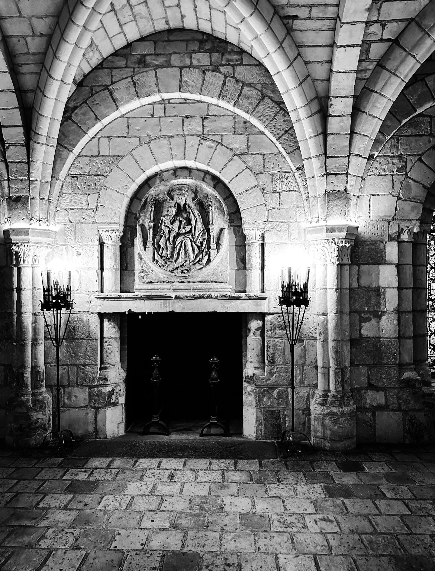 French medieval house, 12th century @worcesterartmuseum #medieval #architecture #gothic #blackandwhitephotography #blackandwhite #classic #timeless #museum #artmuseum