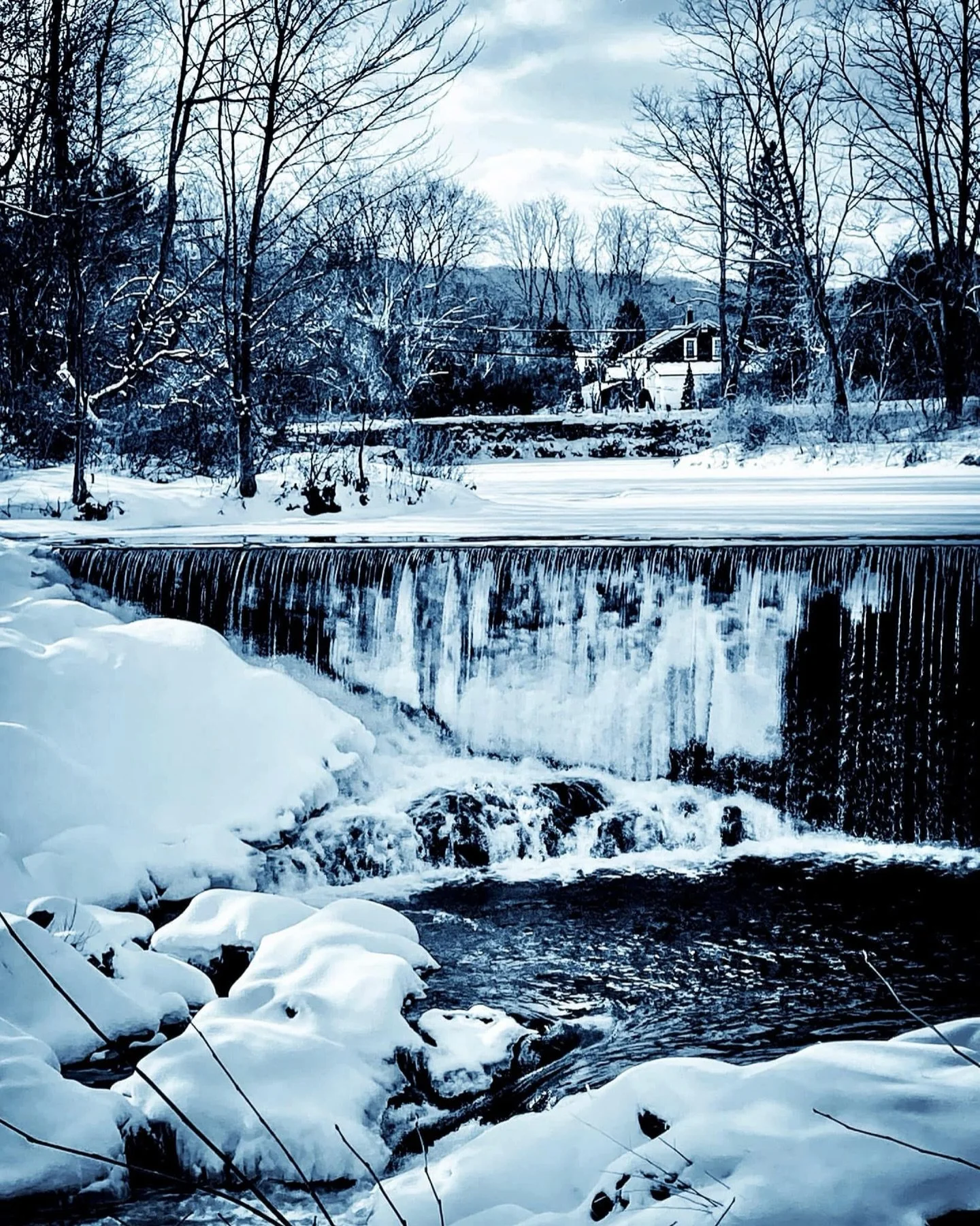 5 years ago (Mill River) #icy #waterfall #cold #river #winter #blue #blackandwhite #blackandwhitephotography #throwback #repost