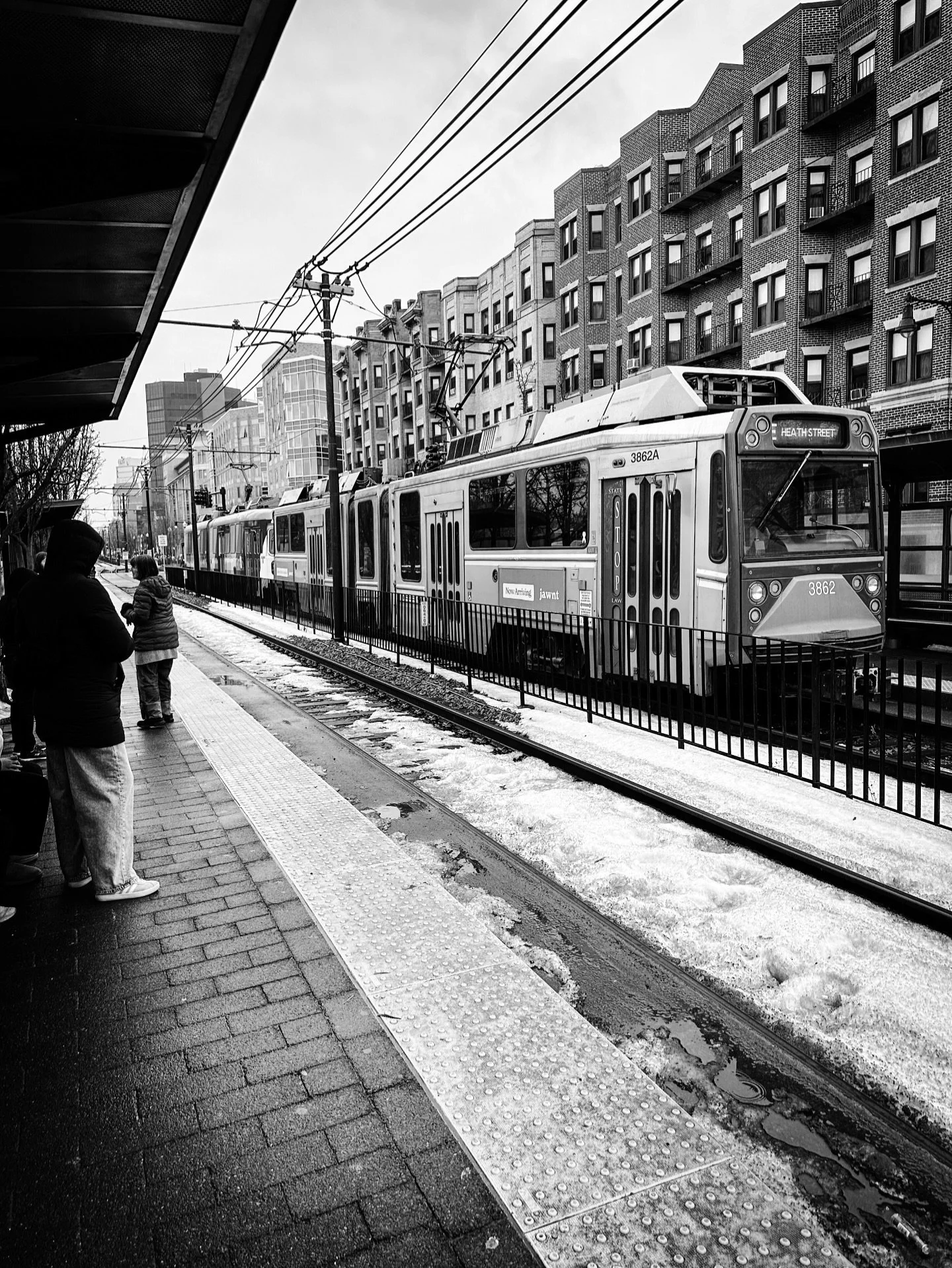The T #boston #train #transit #subway #city #streetphotos #streetphotography #blackandwhite #blackandwhitephotography #architecture #timeless