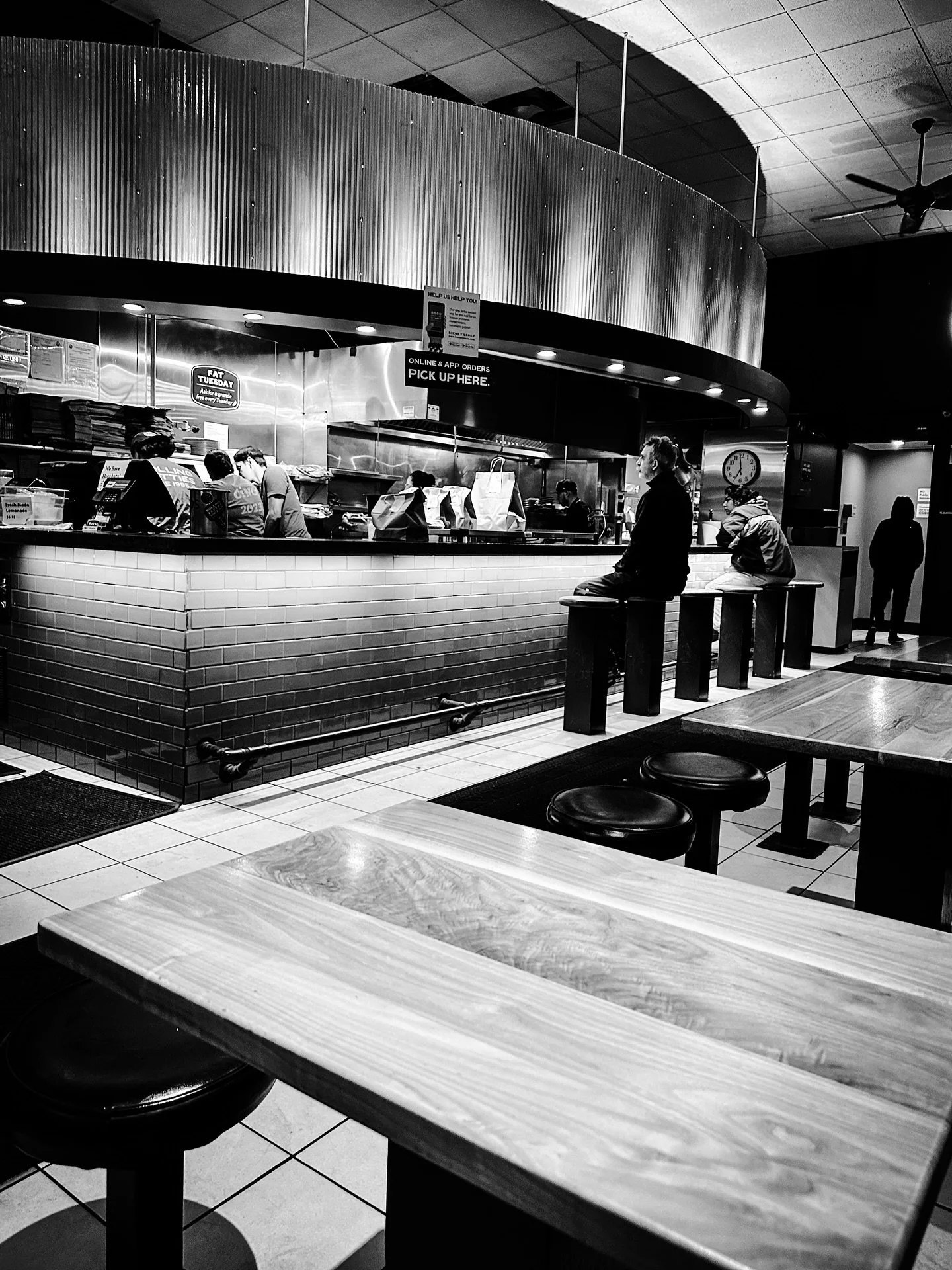 Rice &amp; beans @buenoysano #restaurant #architecture #blackandwhite #blackandwhitephotography #monochrome