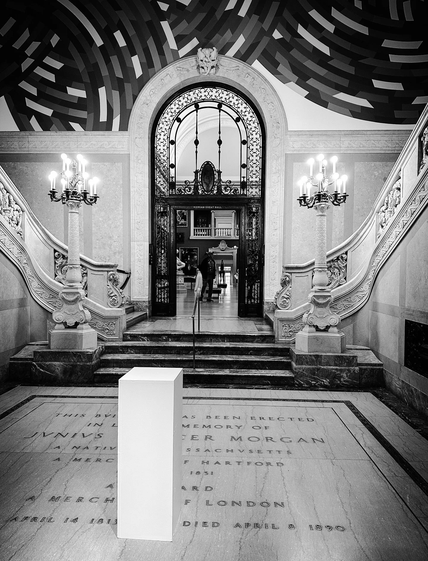 Since 1844 @thewadsworth #art #museum #artmuseum #historic #artgallery #artgalleries #architecture #blackandwhitephotography #blackandwhite #jmerrickmedia