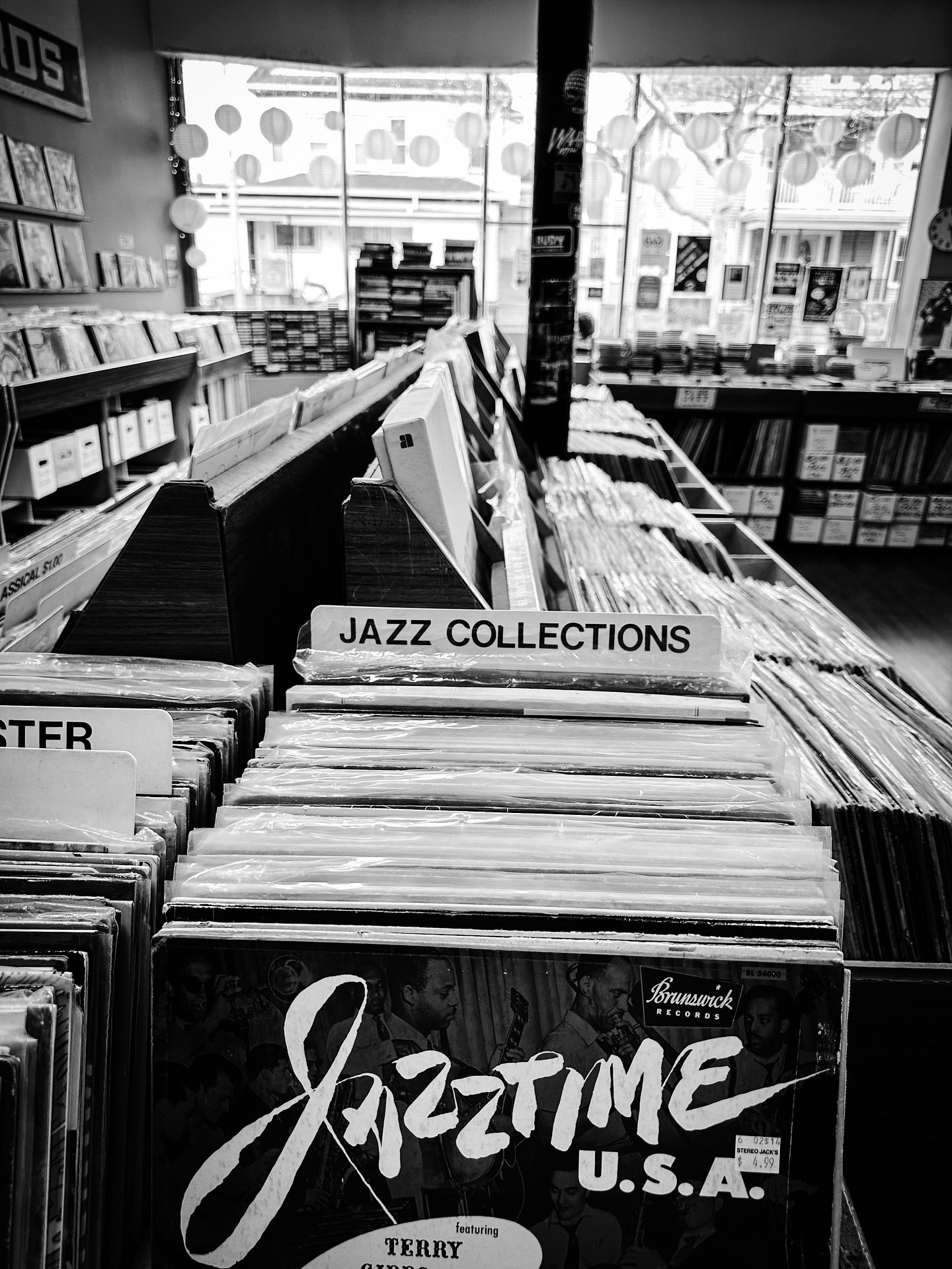 Part 2: timeless in Somerville, MA #timeless #records #vinylrecords #recordstore #retro #vintagestyle #vintage #blackandwhite #blackandwhitephotography