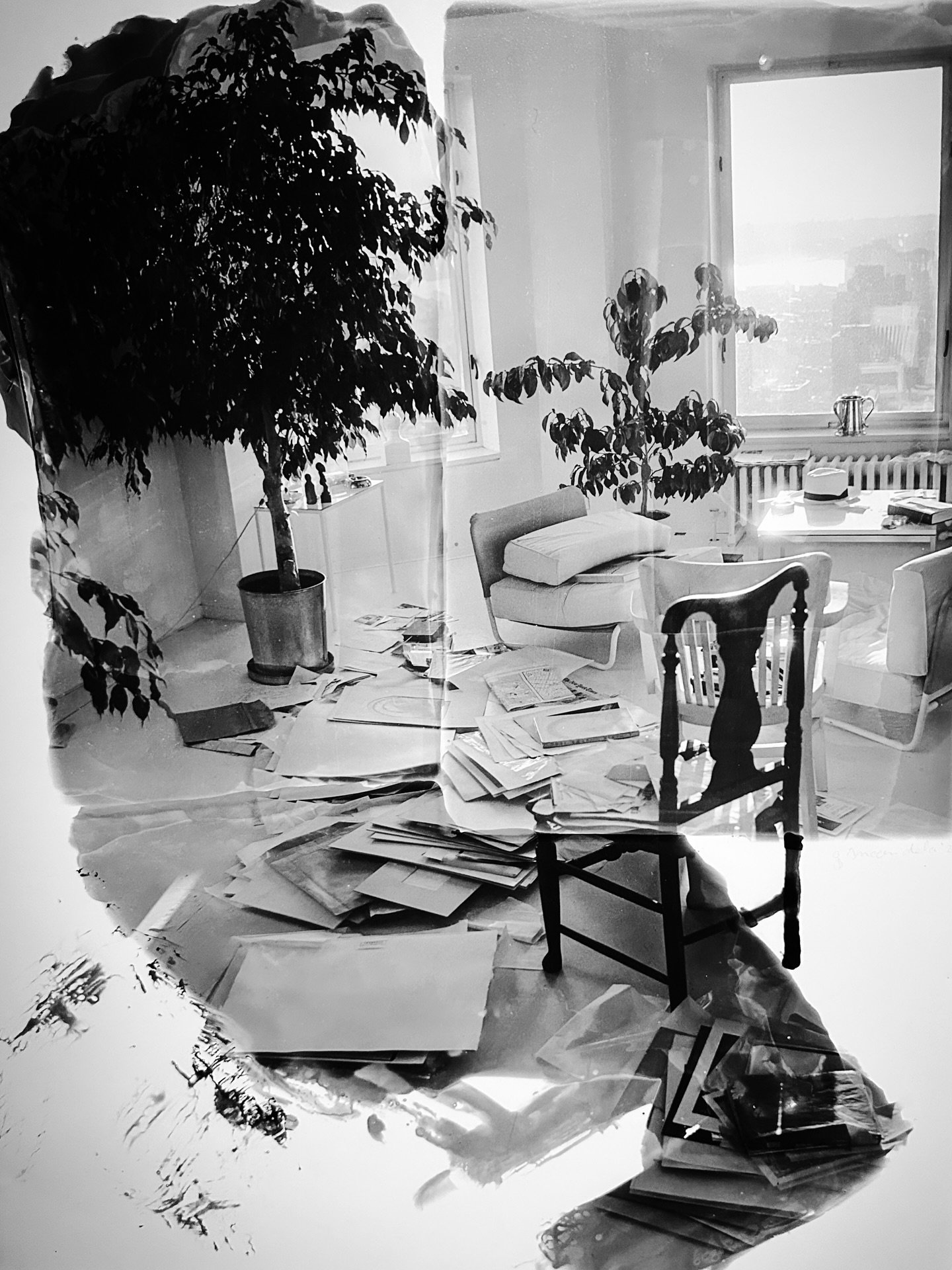 Gerald Incandela Photos- Hand brushed silver gelatin prints on photographic paper- such a cool technique! @thewadsworth #photos #silvergelatinprint #art #artmuseum #photoshow #photoexhibit #blackandwhitephotography #sepia #blackandwhite