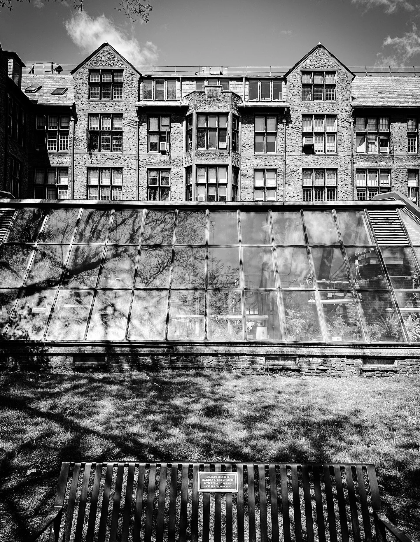 #architecture #shadows #blackandwhite #blackandwhitephotography #streetphotos #streetphotography
