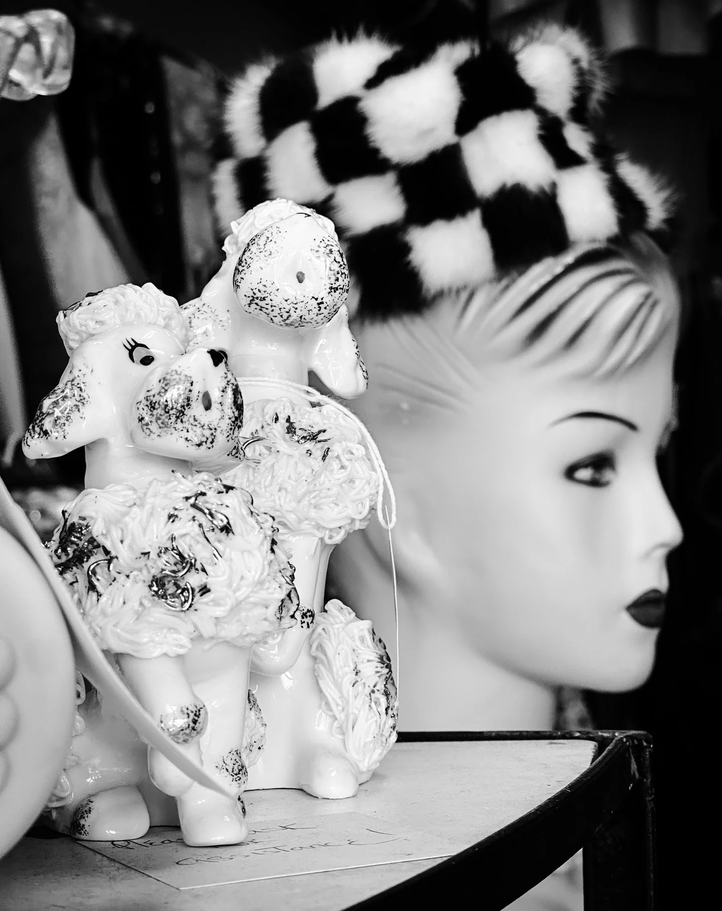 Visit Today @shopretrogenie #retro #vintage #blackandwhite #blackandwhitephotography #retrovibes #vintagestyle