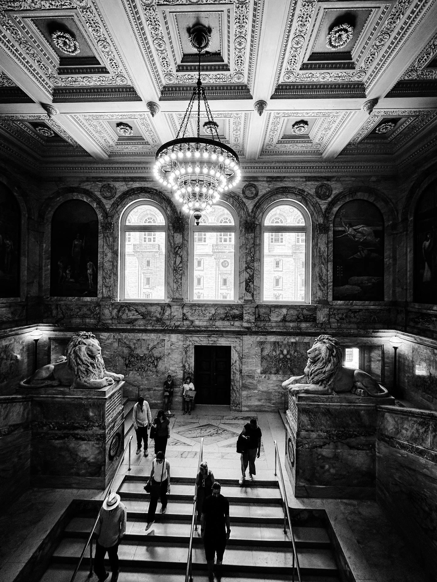 @bplboston #boston #architecture #library #libraries #blackandwhite #blackandwhitephotography #streetphotos #streetphotography #timeless