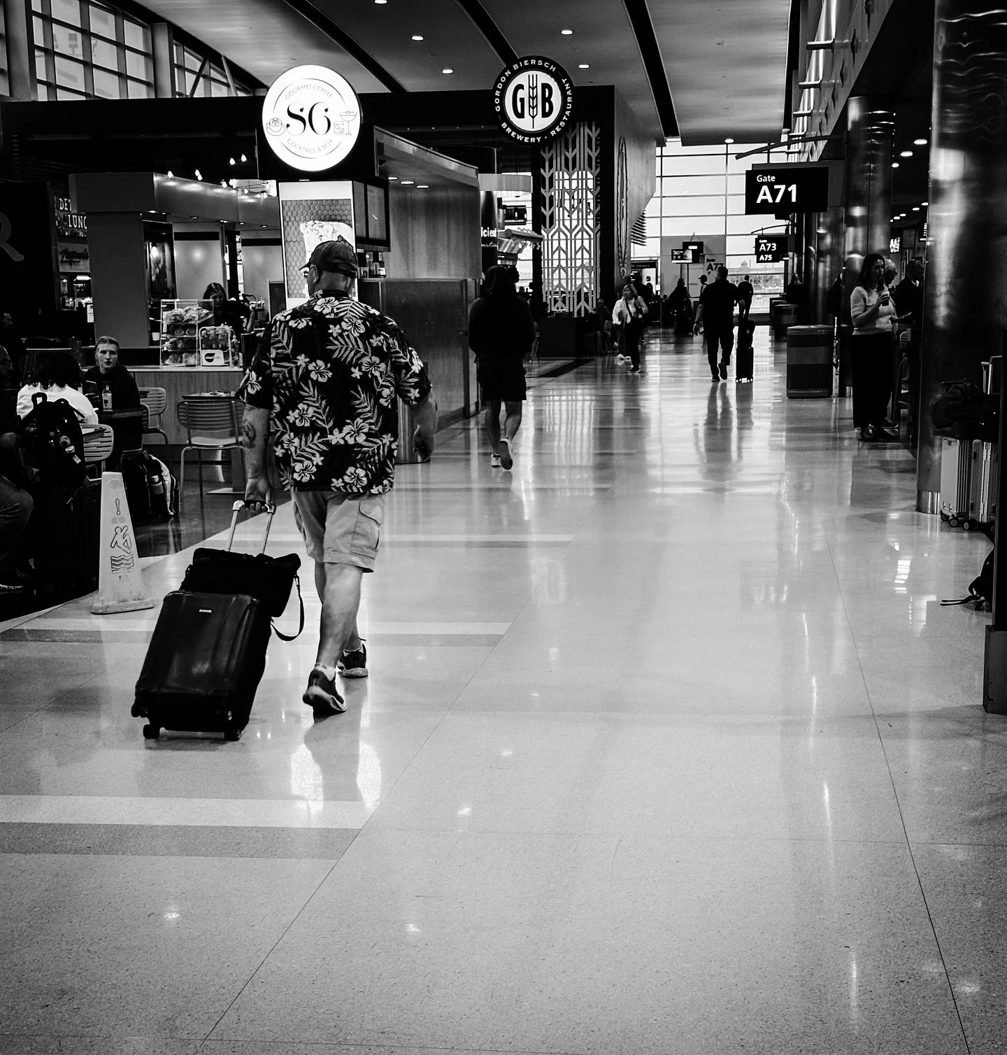 Airports #blackandwhite #blackandwhitephotography #airports #architecture #streetphotography #streetphotos