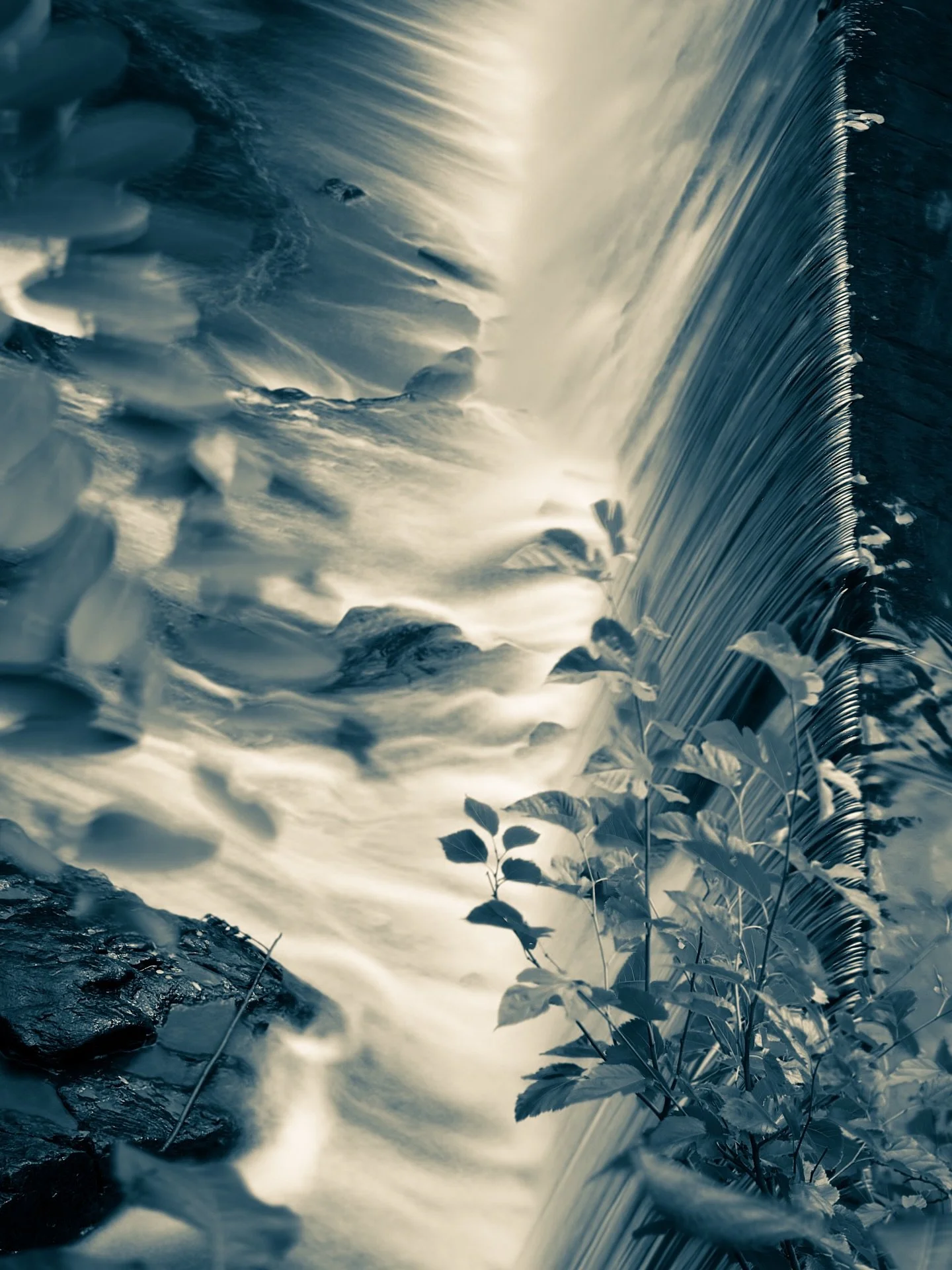 Waterfall views #waterfall #landscape #landscapephotography #river #longexposure #slowexposure #blackandwhite #blackandwhitephotography #sepia #cyan