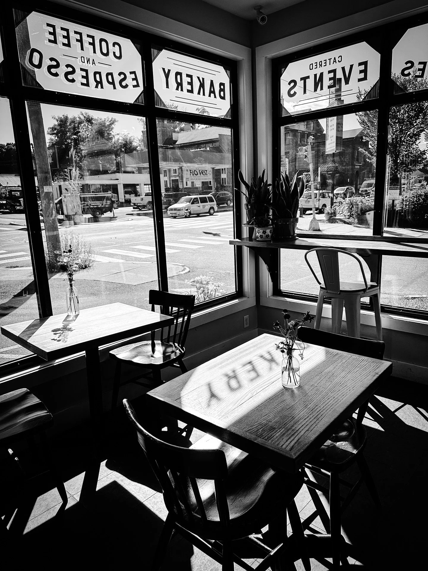 Bakery #bakery #cafe @florencepiebar #blackandwhite #blackandwhitephotography #shadows #architecture